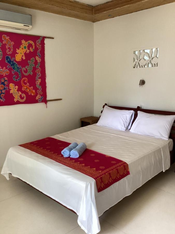 Juliantos By The Sea Hotel Gili Air Exterior photo